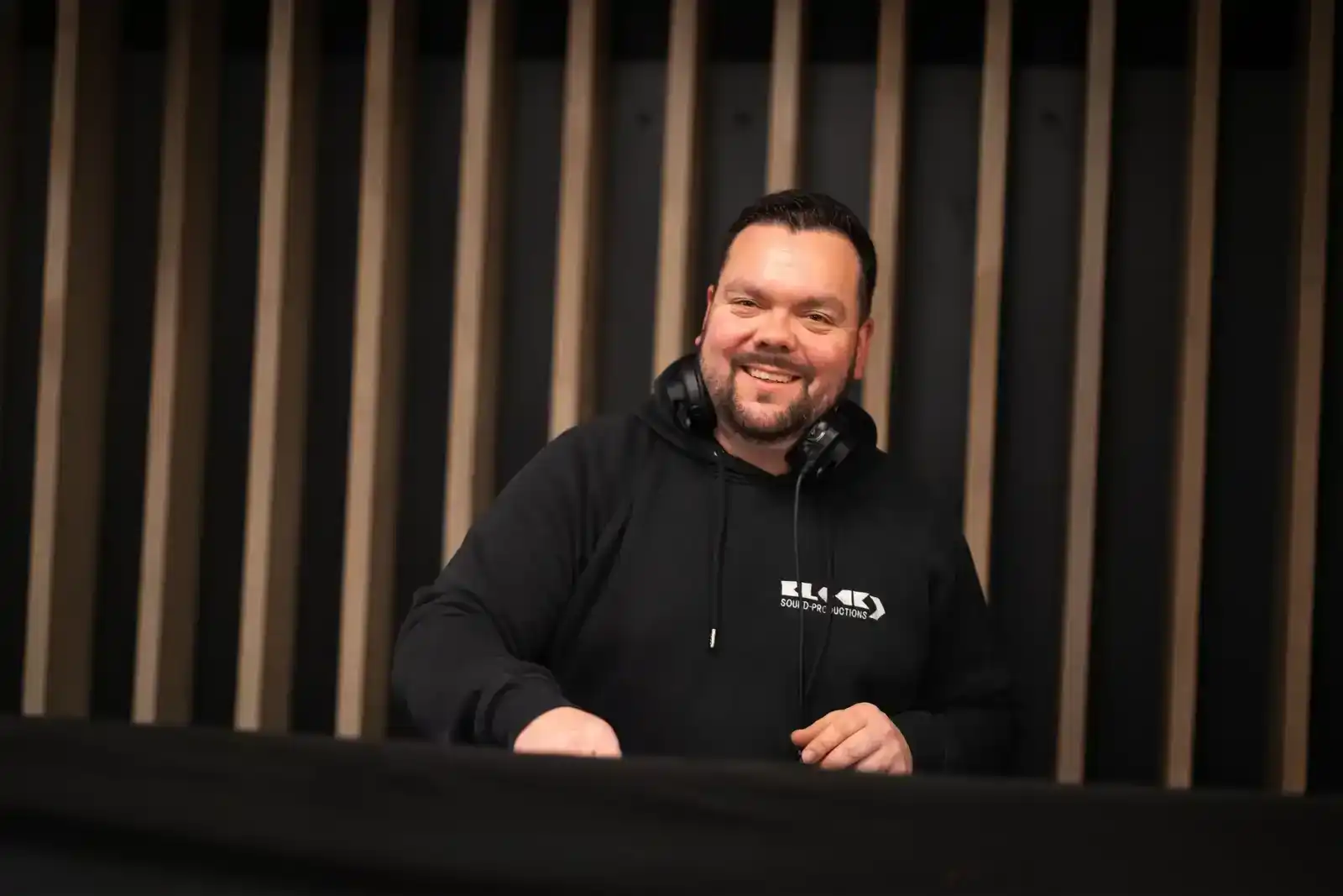 DJ Komvandatgataf